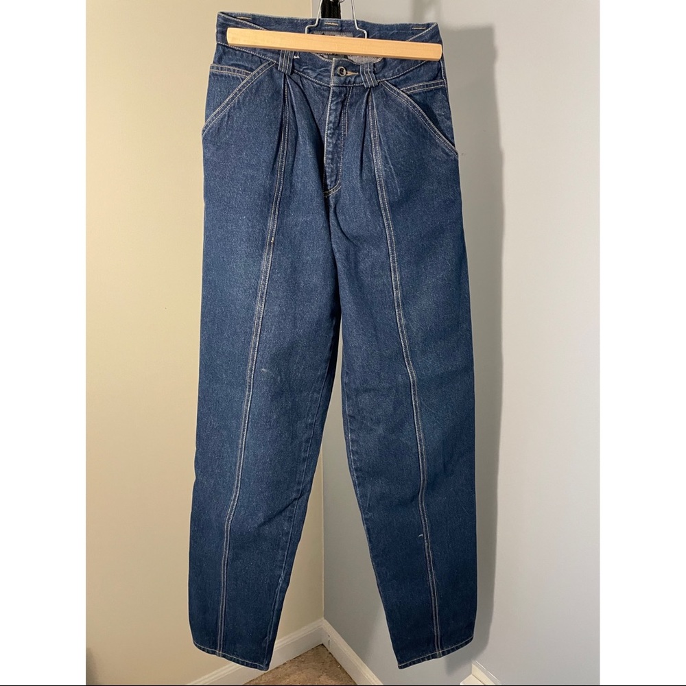 Liz wear Jeans